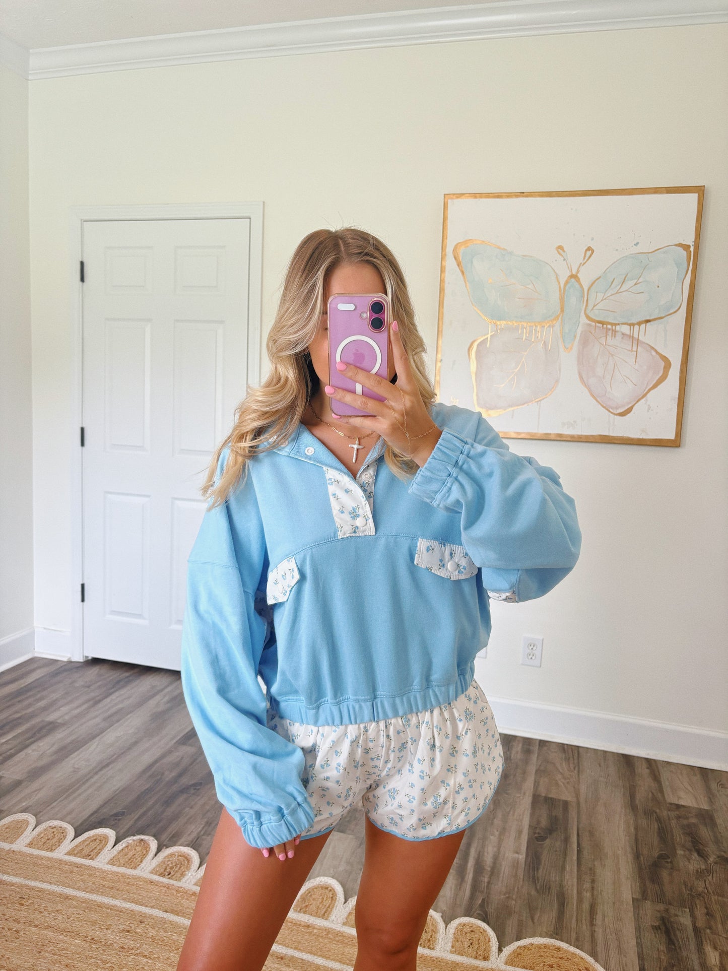 Life In Color Pullover in Blue