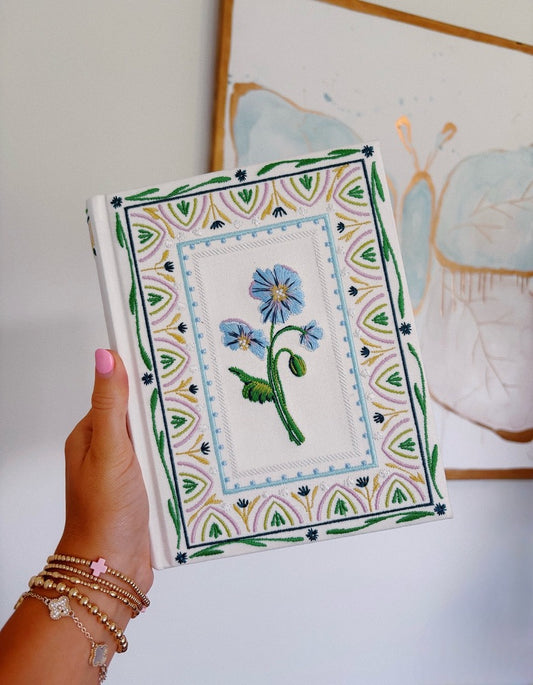 Embroidered NLT Notetaking Bible