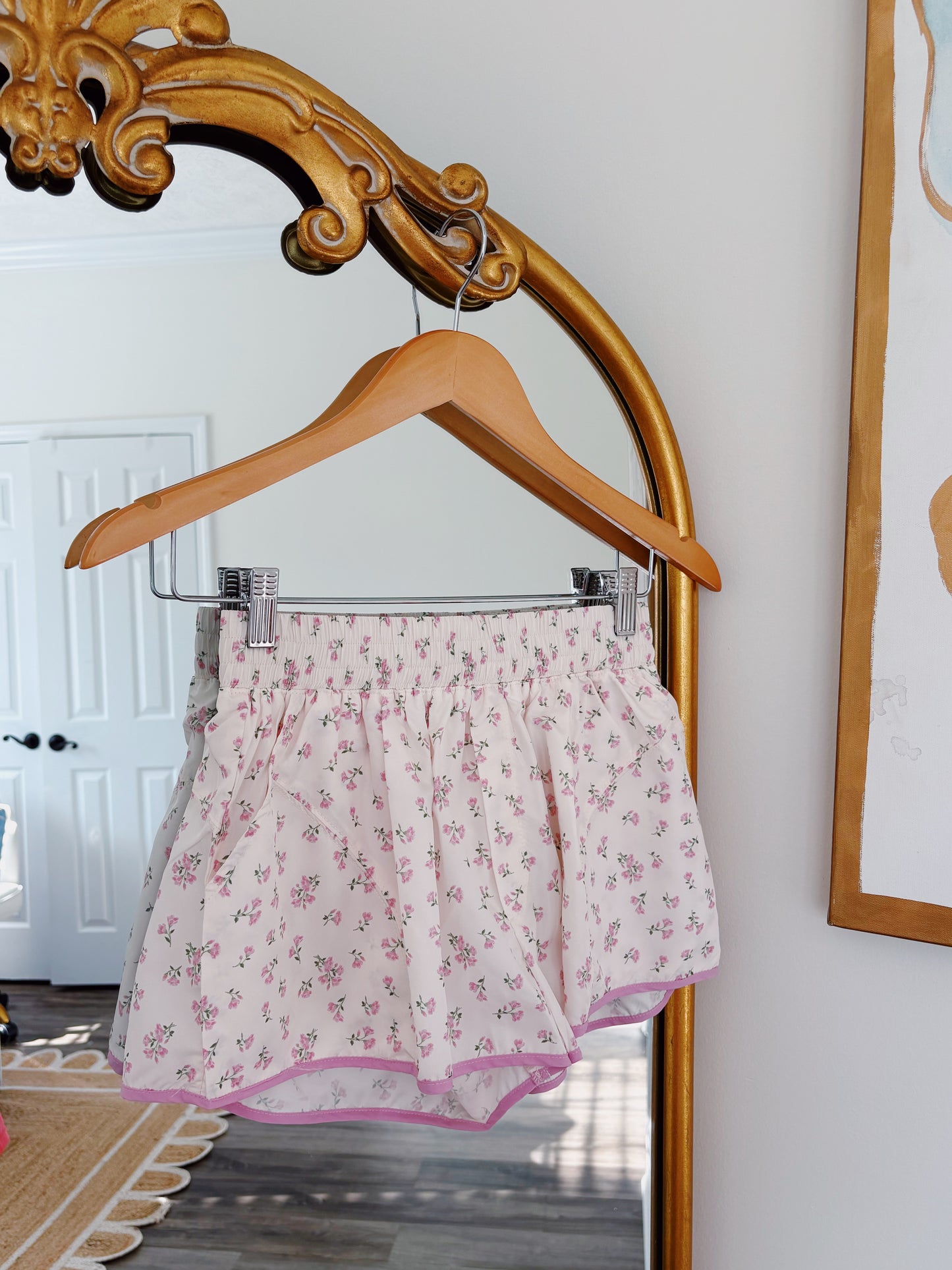 Ditsy Flower Printed Shorts in Pink