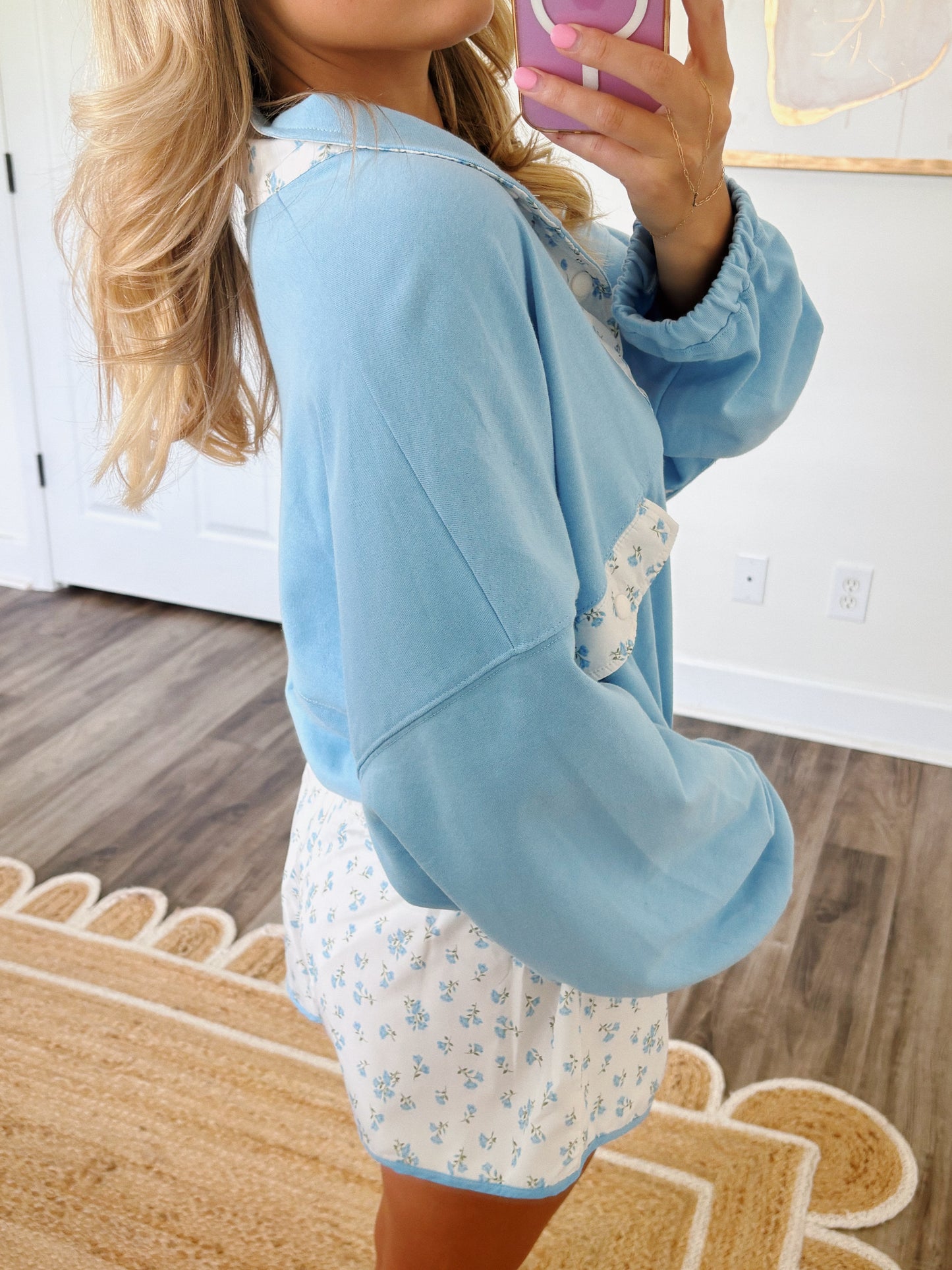 Life In Color Pullover in Blue