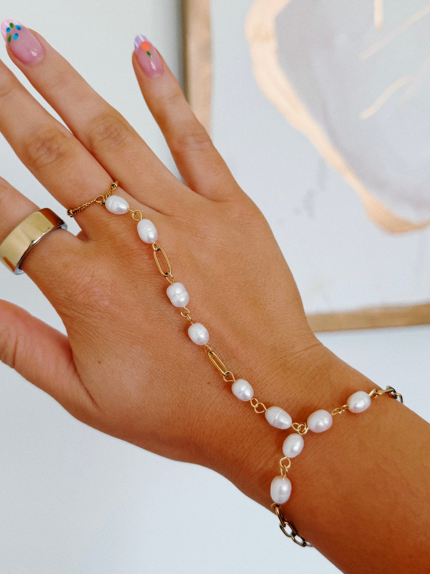 Pearl Hand Chain *Waterproof*
