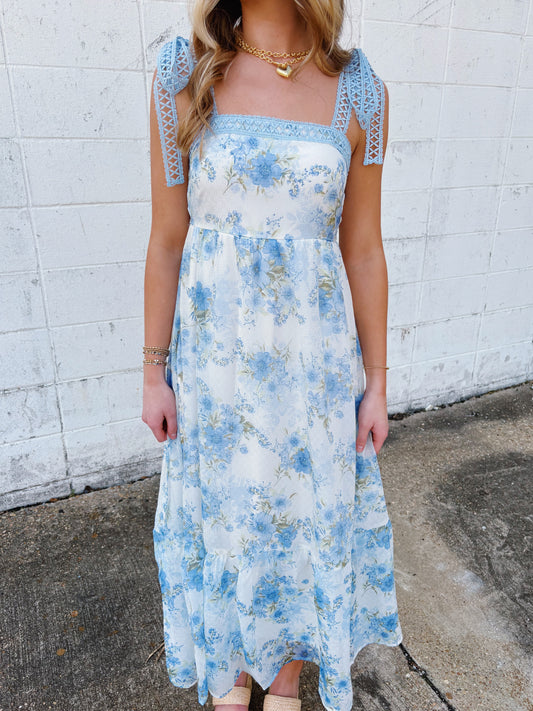 Blooming Lace Dress Blue
