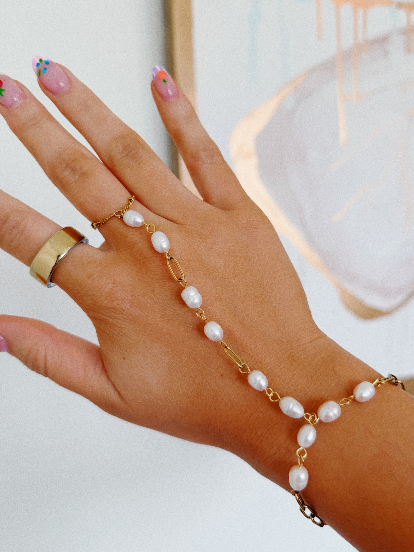 Pearl Hand Chain *Waterproof*