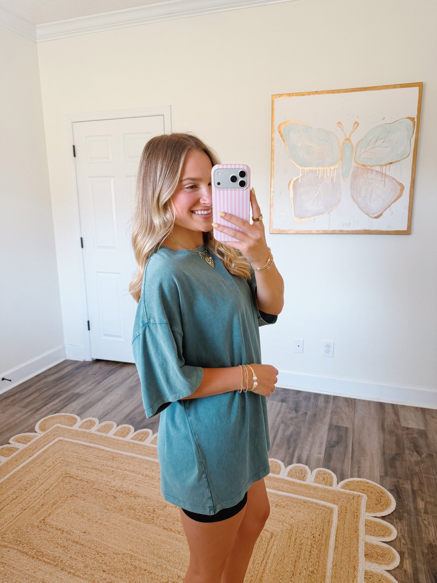 Essential Tee in Evergreen
