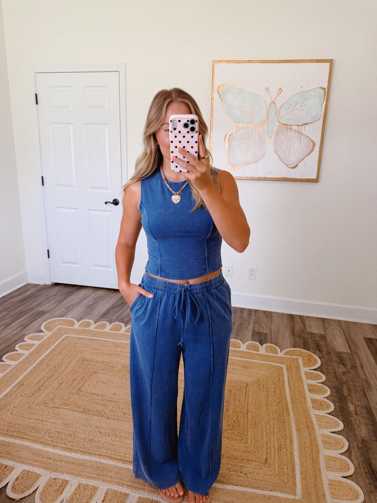 Kylie Mineral Washed Set in Navy