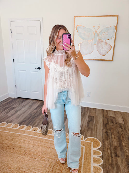 Leslie Light Wash Jeans
