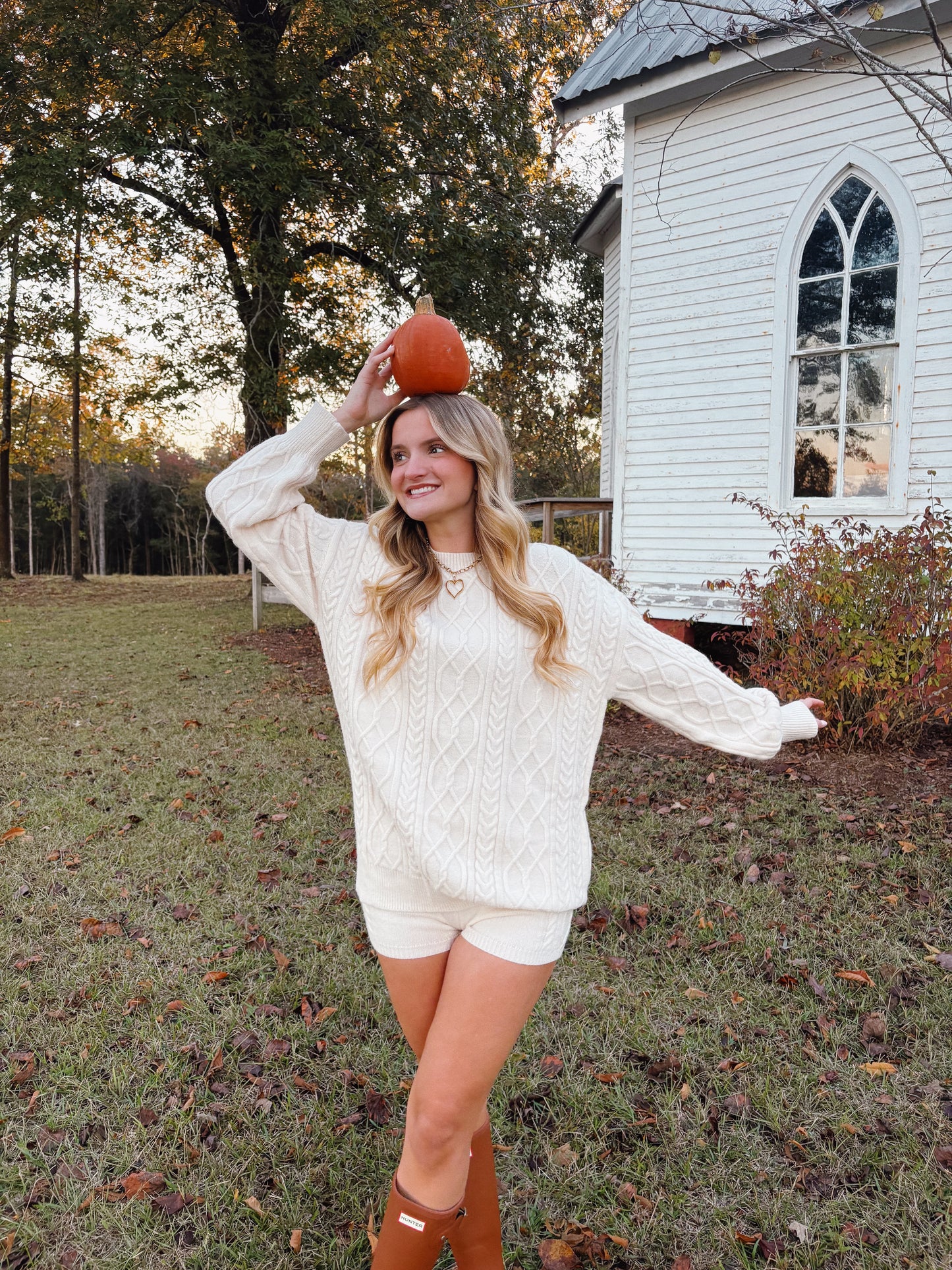 Cable Knit Sweater and Shorts Set in Vanilla